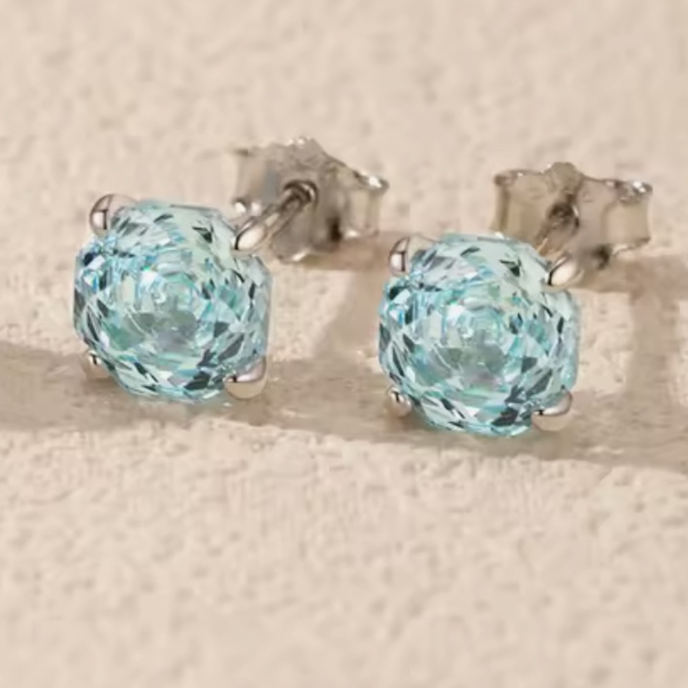 0.75ct Aquamarine Studs - Picture 3 of 10